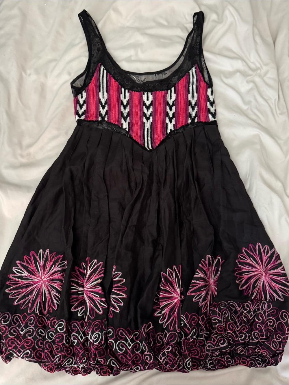bebe Embroidered Fit & Flare Dress Black Lace Pink Floral Size Small